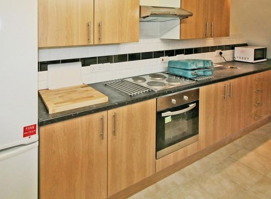 1 bedroom semi-detached house to rent - Photo 1