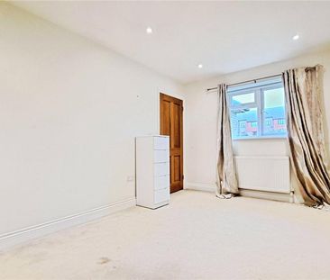 5 bedroom detached house to rent - Photo 6