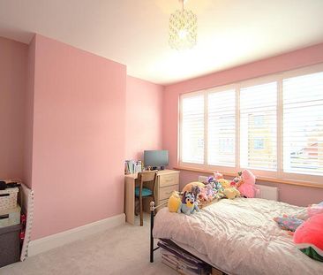 3 bedroom semi-detached house to rent - Photo 5