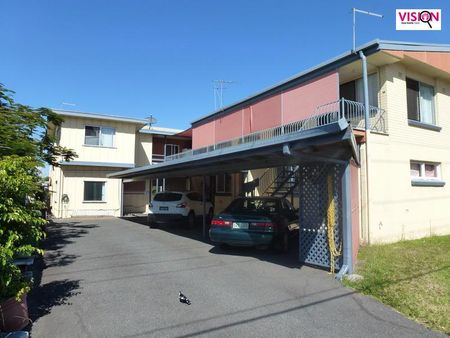 2 BEDROOM UNIT - GREAT LOCATION IN MACKAY CBD - Photo 2