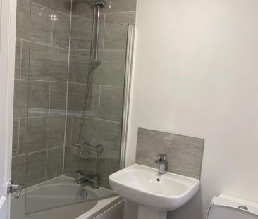 2 bedroom terraced house to rent - Photo 5