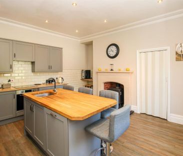 4 bedroom house to rent - Photo 3