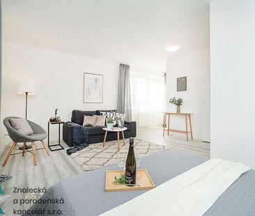 Pronájem bytu 1+kk 33 m² - Photo 1