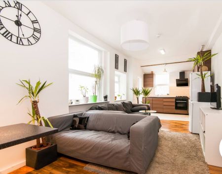 Room in a Shared Flat, Spellow Lane, L4 - Photo 2