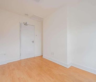 Bury Road, Wood Green, N22 - Photo 6