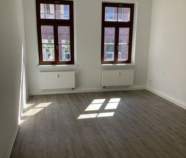 Frisch sanierte 3 Raum Wohnung zu vermieten - Foto 1