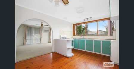 Family Home - Photo 4