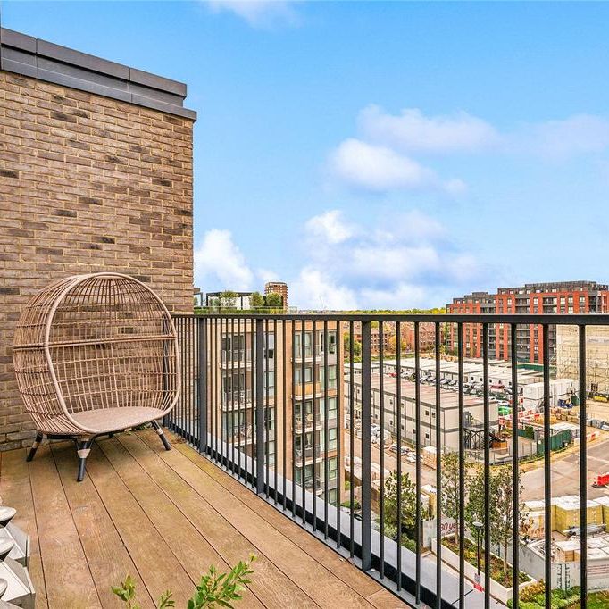 4 bedroom apartment to rent - Photo 1