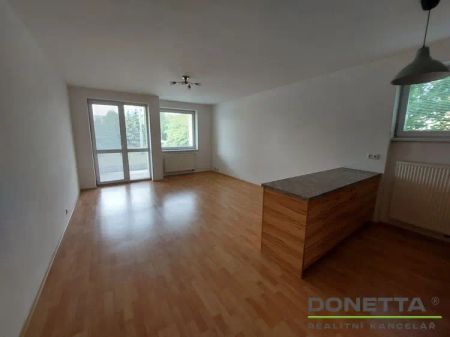 Pronájem pěkného bytu 3+kk/2x terasa, parkovací stání – novostavba Třebeš - Photo 4