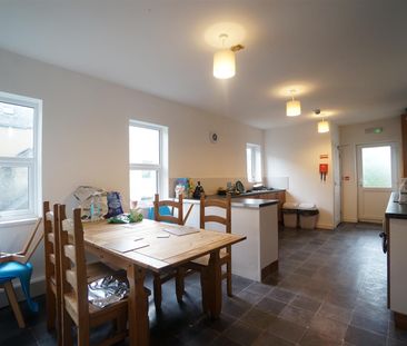 4 College Road - Photo 2