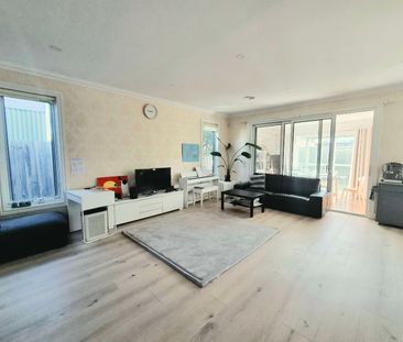 Oakleigh South - Photo 1