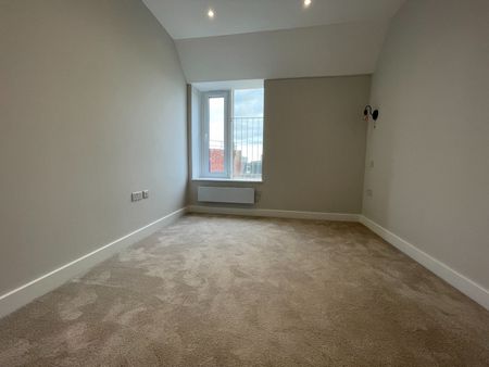 2 Bed Flat, Carlton Crescent, SO15 - Photo 2