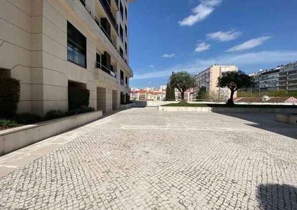 Apartamento T3 em Lisboa
