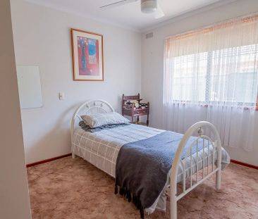 LOCATION LOCATION - Photo 6