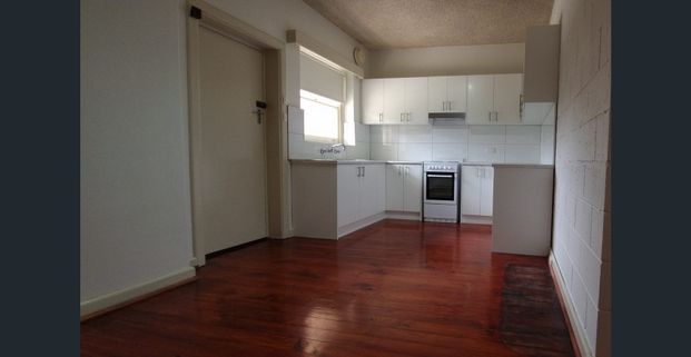 2 Bedroom ground floor apartment - Photo 1