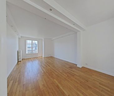 Location Appartement 2 pièces 68m² PARIS 7ème - Photo 1