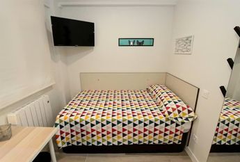 Calle Valencia, Getafe, Community of Madrid 28903