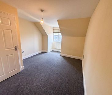 4 bedroom terraced house to rent - Photo 4