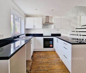 2 bedroom end of terrace to rent Horton Heath - Photo 6
