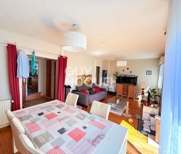 Location Appartement 3 pièces 72m² - Photo 2