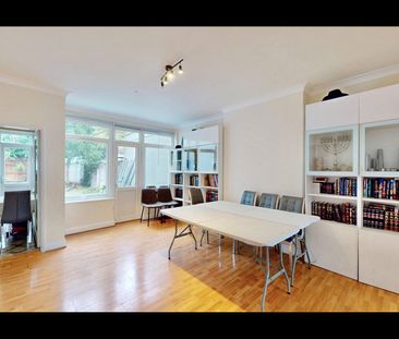 4 Bed Semi-Detached House, Highcroft Gardens, NW11 - Photo 3