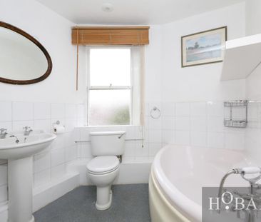 3 bedroom flat to rent - Photo 5