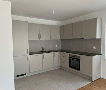 Très joli appartement de 2.5 pièces au 2ème étage avec grand balcon - Photo 4