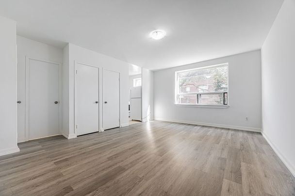 For Lease - 4 Hill Heights Road Unit# 106, Toronto, Ontario - Photo 1
