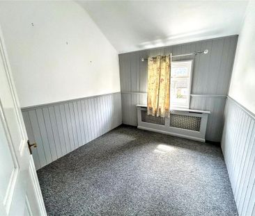 3 bedroom terraced house to rent - Photo 6