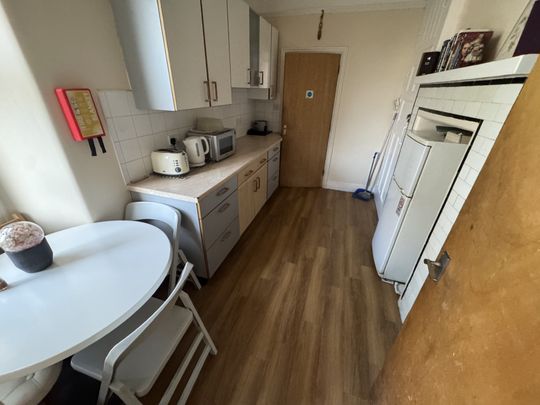 Surrey Road, North Harrow - Photo 1