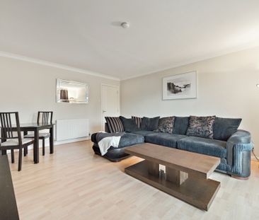 Beith Street Flat 1-1 - Photo 2