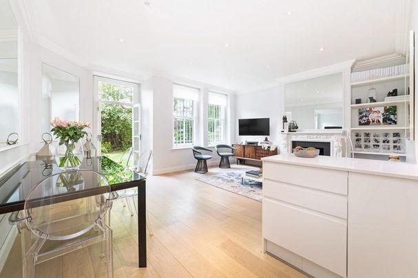 3 bedroom flat to rent - Photo 1