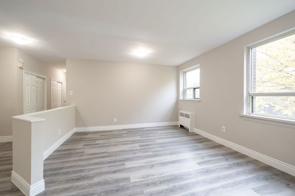 For Lease - 468 Ottawa Street Unit# 341D, Hamilton, Ontario - Photo 1