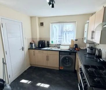 Victor Walk, Hornchurch, RM12 4XQ, Property for rent - Photo 4