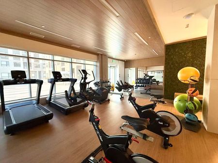 For Lease - 3250 Carding Mill Trail Unit# 520, Oakville, Ontario - Photo 3