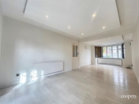 Victoria Road, Ruislip, HA4 - Photo 4