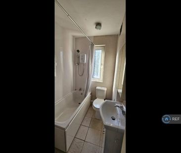 2 bedroom semi-detached house to rent - Photo 1