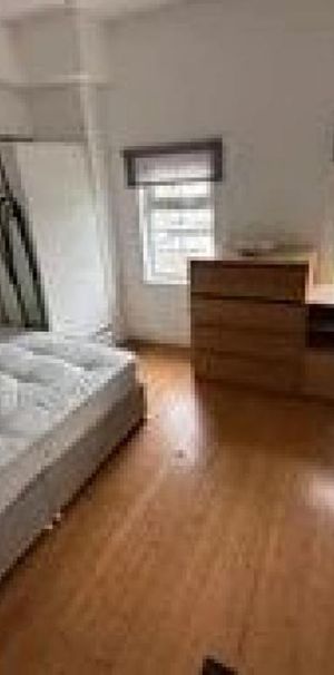 2 bedroom flat share to rent - Photo 1