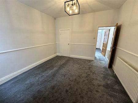 2 bedroom House To Rent - Photo 2