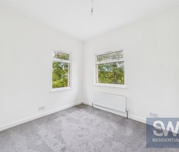 3 bedroom detached house to rent - Photo 2