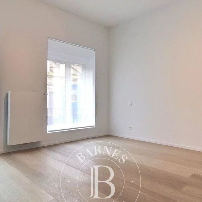 Duplex te huur in Brussel voor € 2.400 met 2 slaapkamers - Foto 1