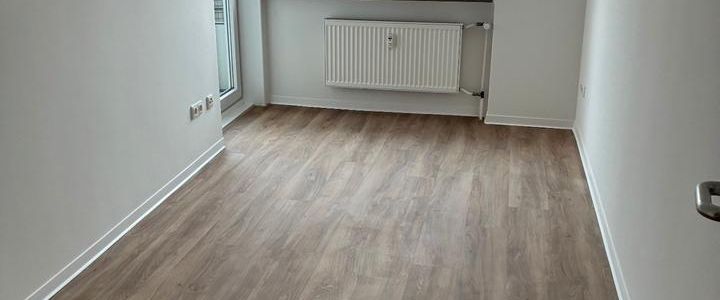 Großzügige Wohnung mit 2 Balkonen - Photo 1