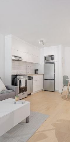 Loft entièrement meublé à louer Sainte-Foy / Sillery juillet 2026 - Photo 1