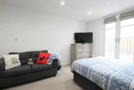 1 Bedroom Apartment, St. John’S Hill, Clapham Junction - Photo 3