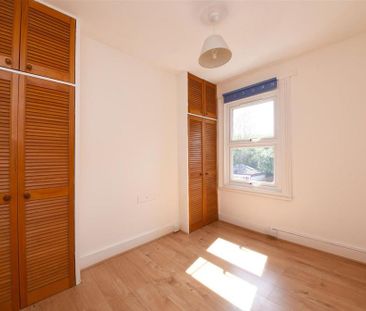 2 bedroom property to rent - Photo 5
