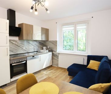 Wałbrzych, Sobięcin - Photo 1