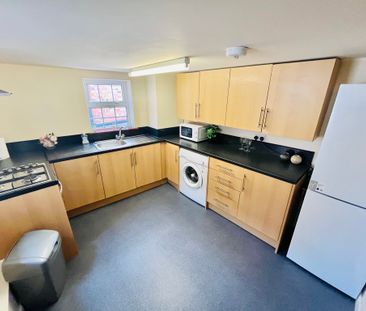 2 Bed Student Accommodation - Photo 6