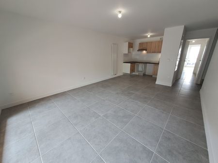 Location Appartement 3 pièces 68m² TOULOUSE 31500 - Photo 2