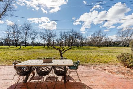 49 Holman Street, Curtin ACT 2605 - House For Rent | Domain - Photo 2