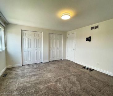 For Lease - 6 Highbrook Street, Kitchener, Ontario - Photo 2